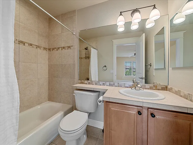 6265 Diamond Ridge Pkwy — Photo 28