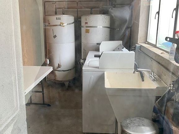 4th image of 1720 Irving St #8