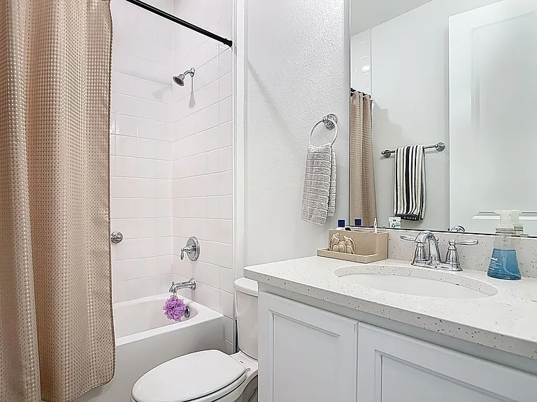 1348 Sterling Pointe Dr — Photo 34