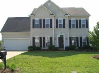 4013 Waters Reach Ln, Indian Trail, NC 28079