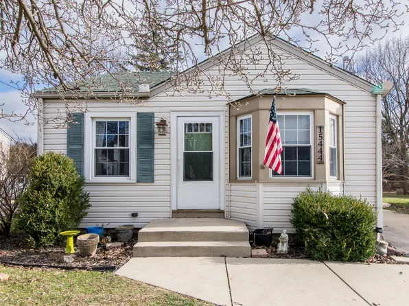 15444 Parkwood Dr, Monroe, MI 48161