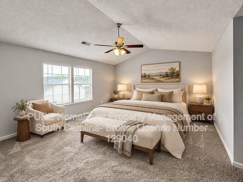 4 bed, 2.5 bath, 2072 sqft, $1,985 — Photo 4
