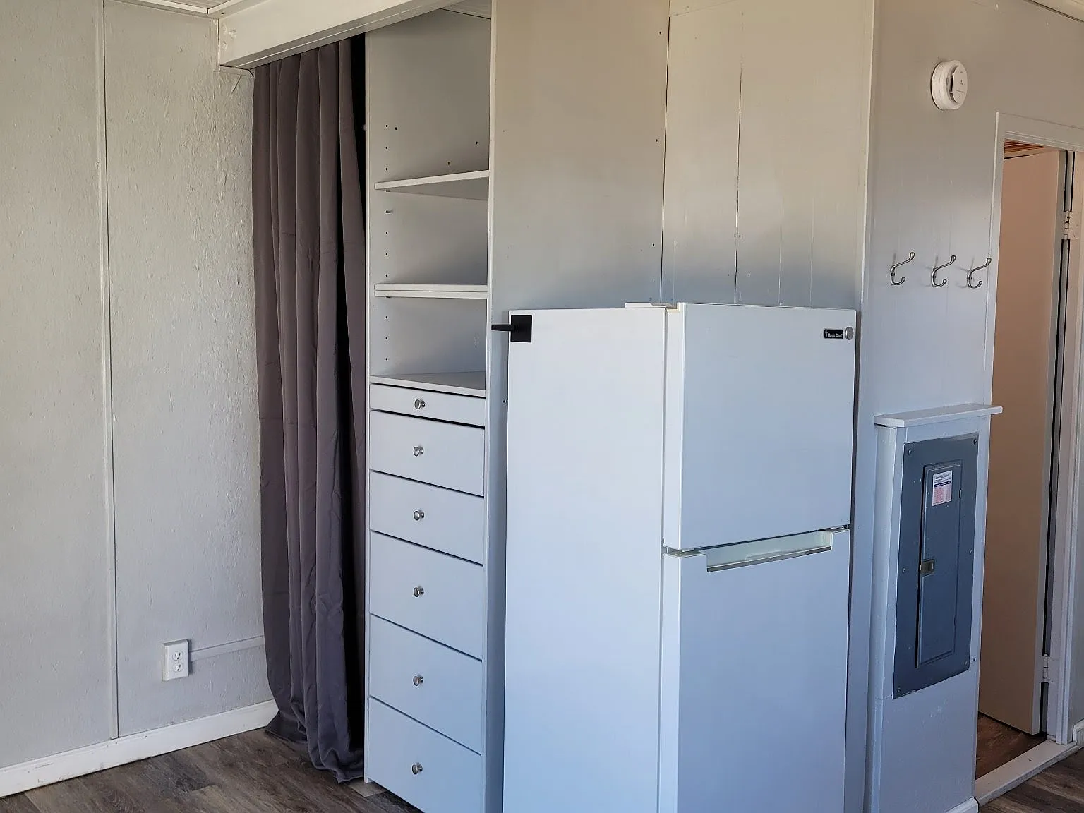 104 Tolers Ln - C — Photo 4