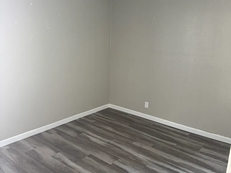 8622 Lemon Ave #6 — Photo 3