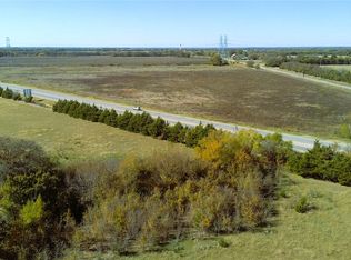 823 W Saunders St, Trenton, TX 75490