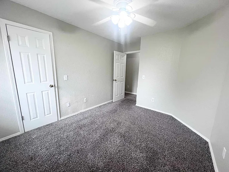 1717 Pinnacle Ln — Photo 17