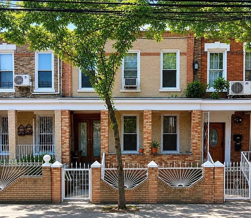 1st image of 226 Etna Street