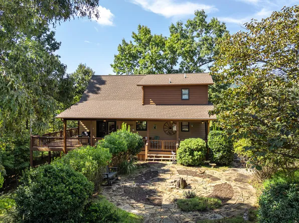 50 Red Bud Ln, Murphy, NC 28906