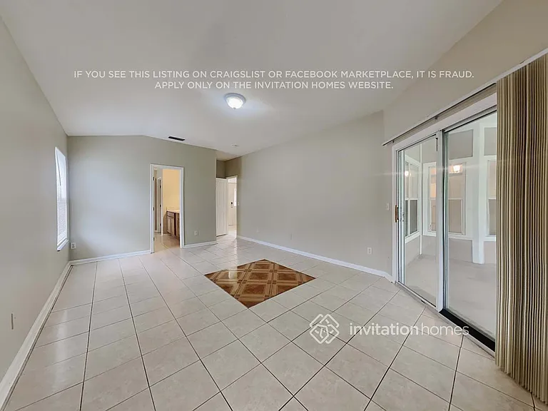 523 Charles Pinckney St — Photo 11