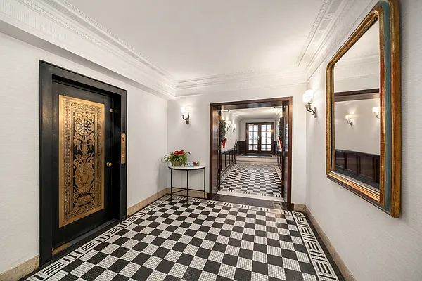 Sold by Douglas Elliman | media 8