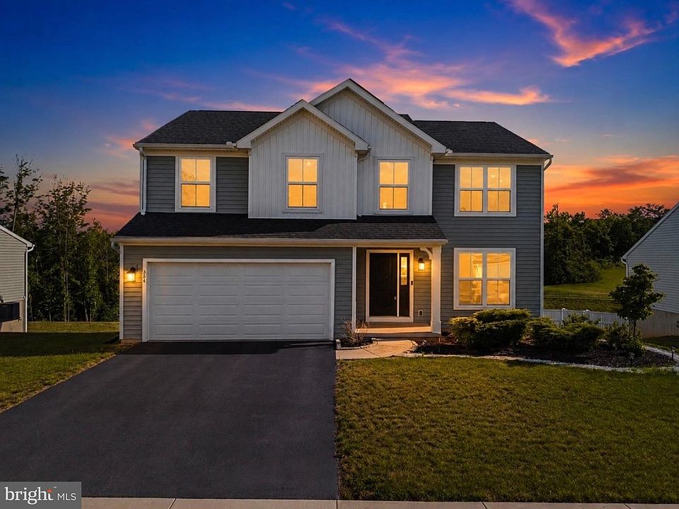 1st image of 384 Old Ivy Dr