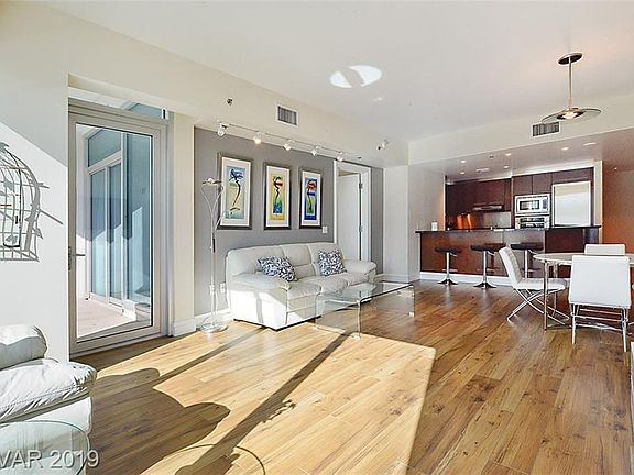 2nd image of 2700 Las Vegas Blvd S Unit 501
