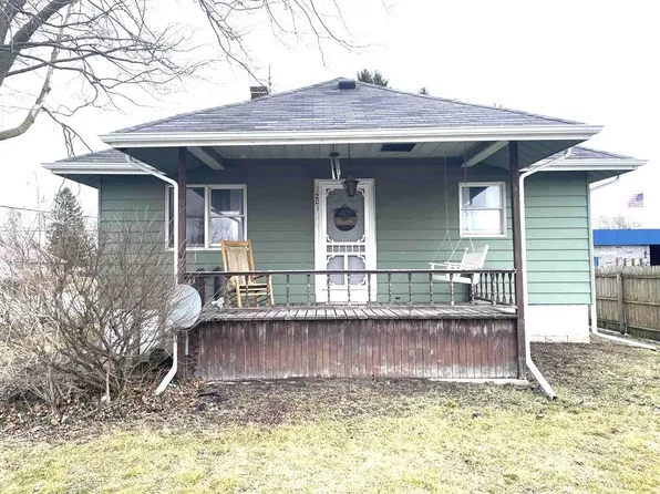 1201 S Randolph St, Garrett, IN 46738