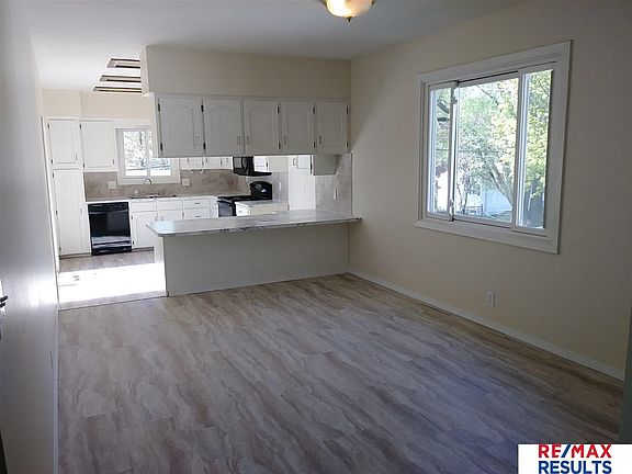 5th image of 4923 N 93rd Ave
