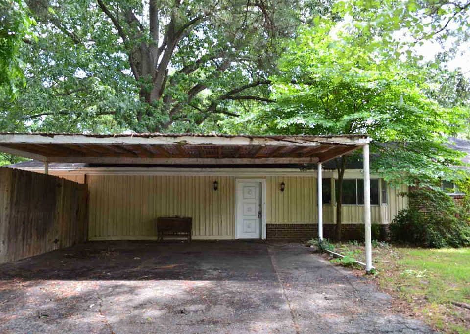 2nd image of 4418 Quince Rd