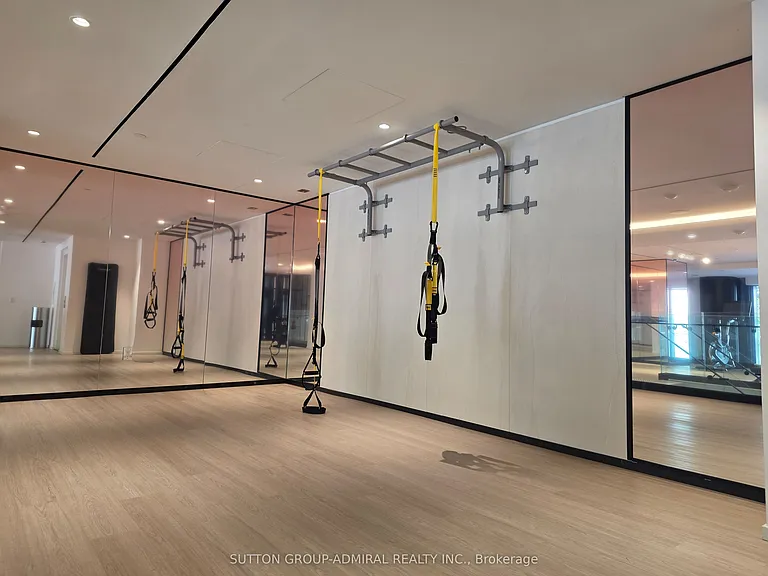 110 Broadway Ave #1413 — Photo 35