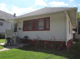 2525 N 52nd St, Milwaukee, WI 53210