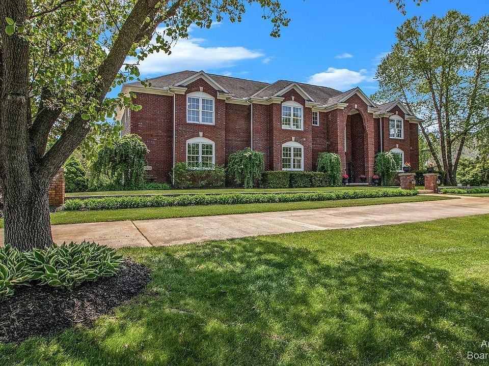 1st image of 1803 Brookview Dr
