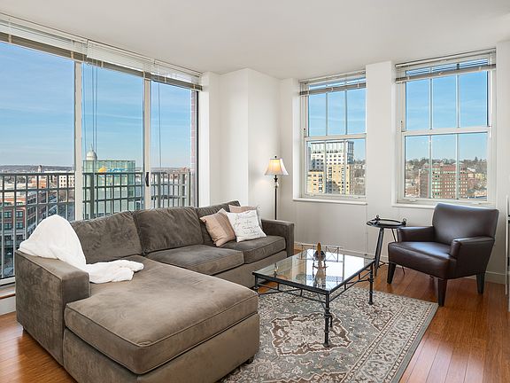 4th image of 1 W Exchange St Unit 1705