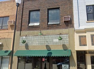 313 9th St #5, Sheldon, IA 51201