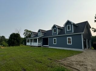 42 Durham Rd #B, Freeport, ME 04032