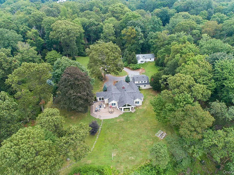 140 Old Winkle Point Rd — Photo 2