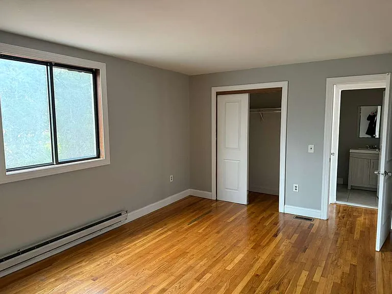 33 Korman Rd — Photo 4