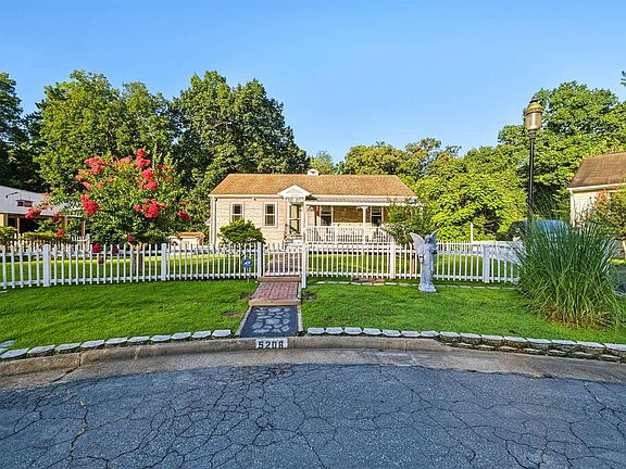 3rd image of 5206 Whitewater Ct