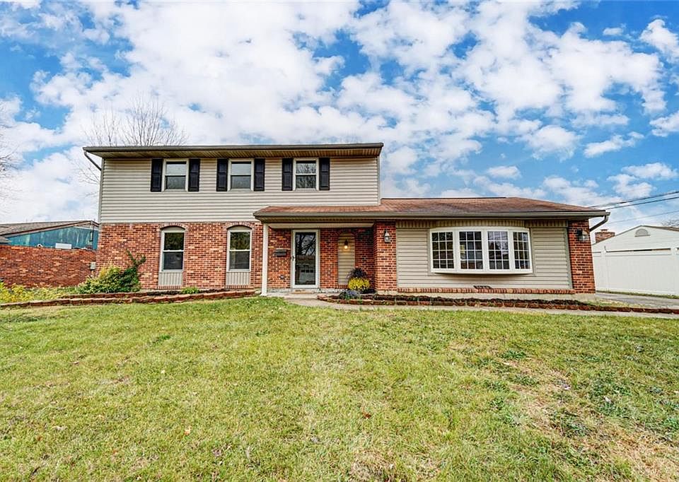 1st image of 7620 Shepherdess Dr