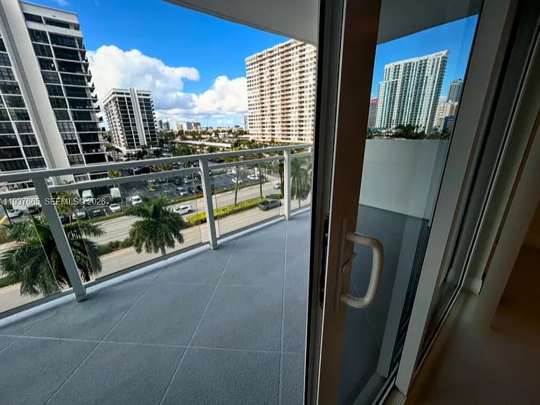 2030 S Ocean Dr #506 — Photo 8