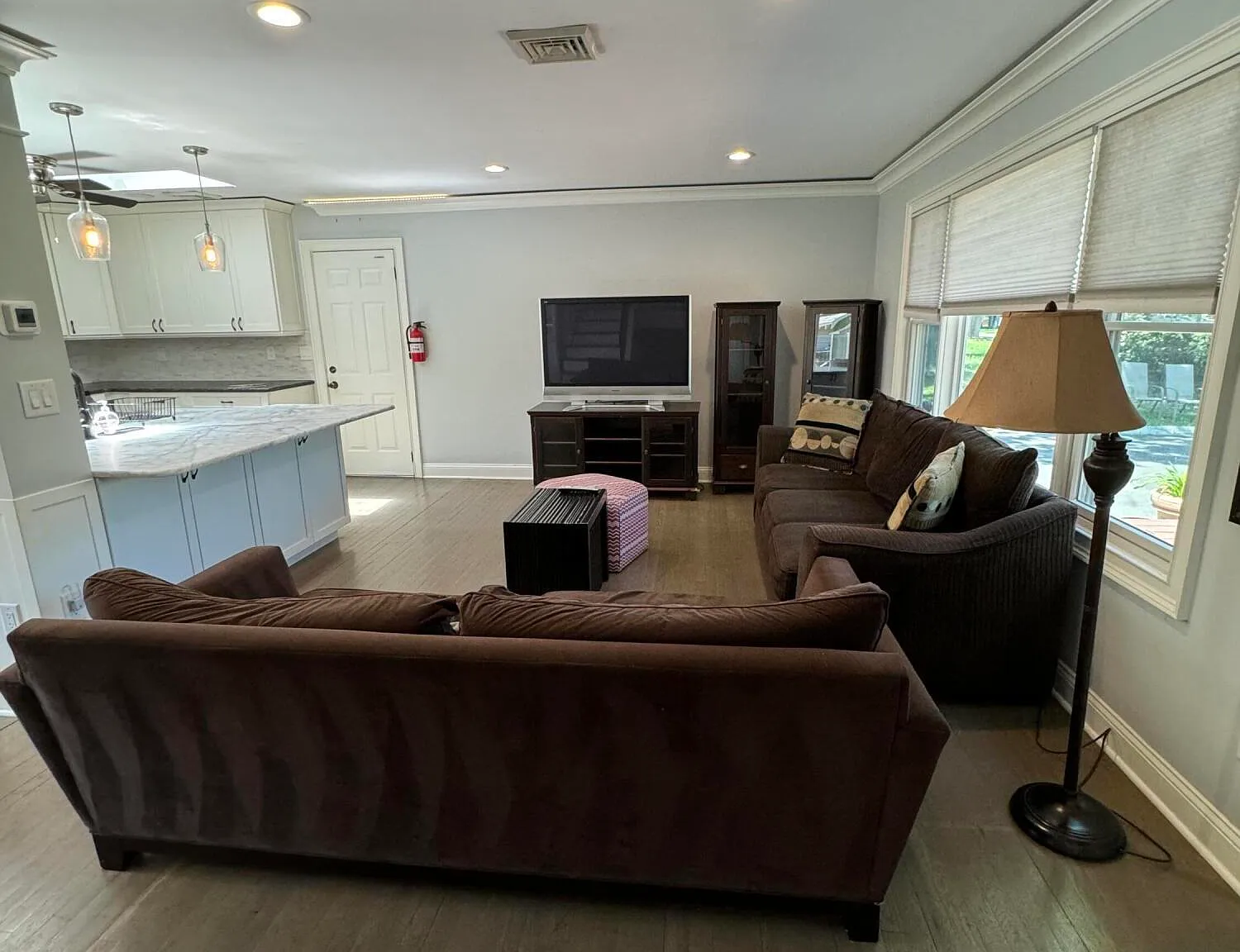 4 bed, 2.5 bath, 2184 sqft, $2,900 — Photo 4