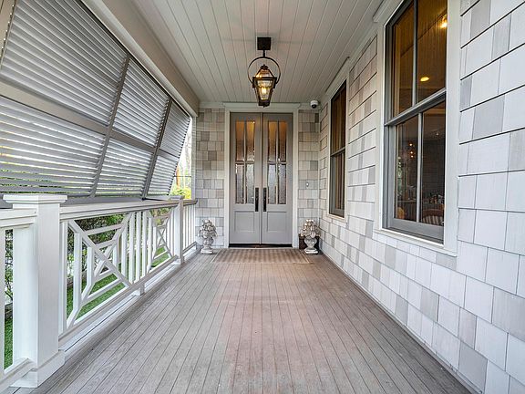 4th image of 3922 Cotswold St