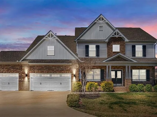 6213 Halden Ct, Stokesdale, NC 27357