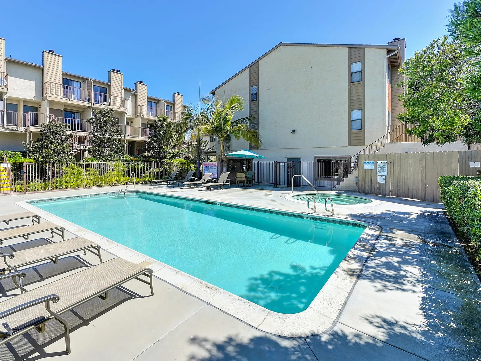 Elan Park Place Carlsbad — Photo 1