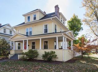 39 Converse St, Longmeadow, MA 01106