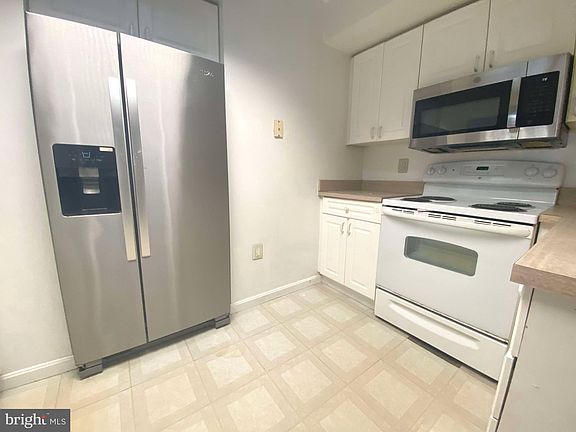 4th image of 2121 Jamieson Ave Unit 606