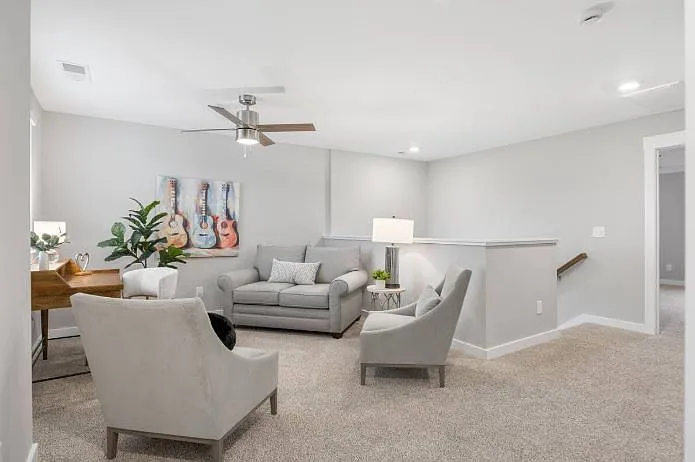 229 Hudson Dr — Photo 5