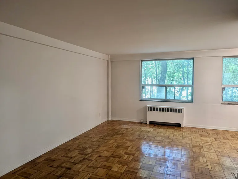 1603 Bathurst St — Photo 22