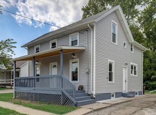 412 W Whitewater St, Whitewater, WI 53190