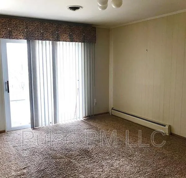 3920 Lloyd Ave — Photo 7