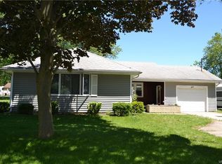 60 Caswell St, Lancaster, NY 14086