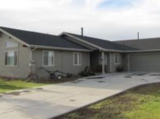 8861 E Neptune Dr, Flagstaff, AZ 86004