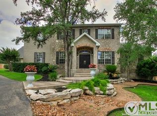 8513 Raintree Woods Dr, Fair Oaks Ranch, TX 78015