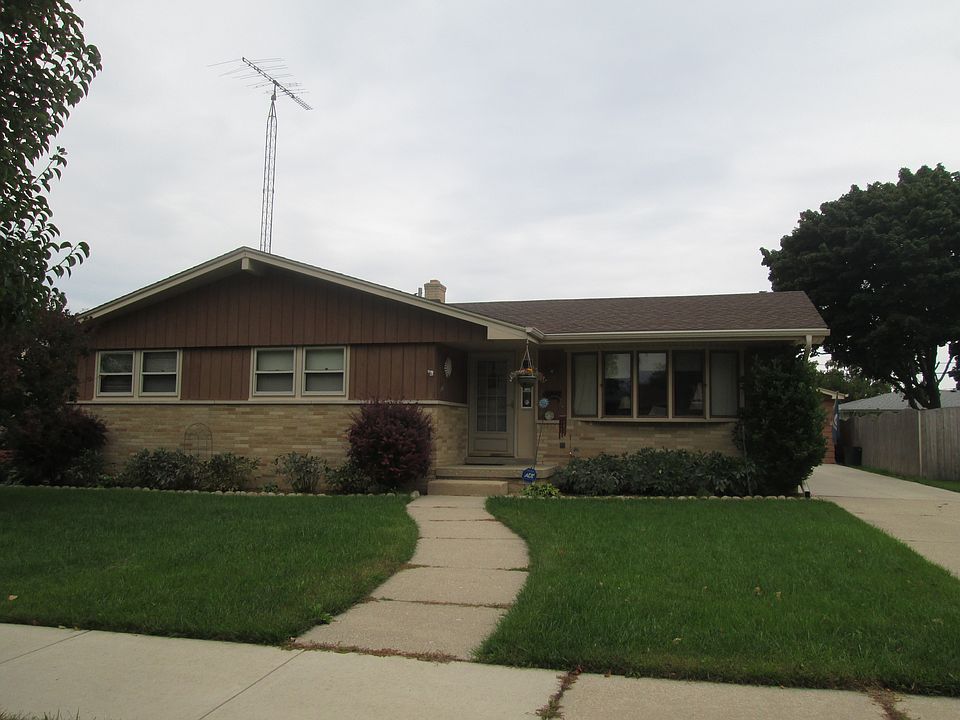 2nd image of 2139 24th Ave
