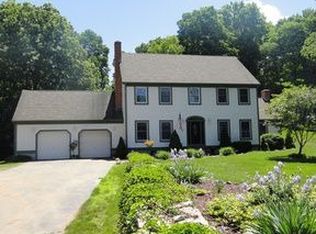 31 Pebble Brook Ct, Berlin, CT 06037