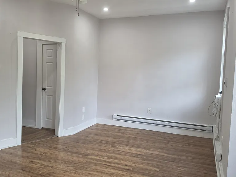 2069 Crotona Ave #2 — Photo 3