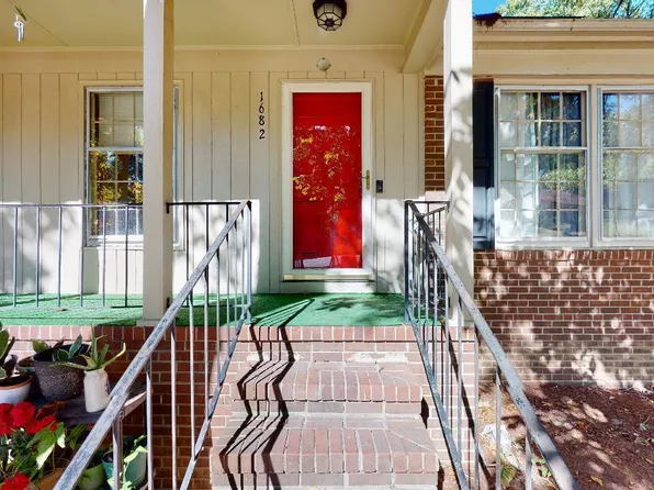 1682 Tryon Drive, Fayetteville, NC 28303
