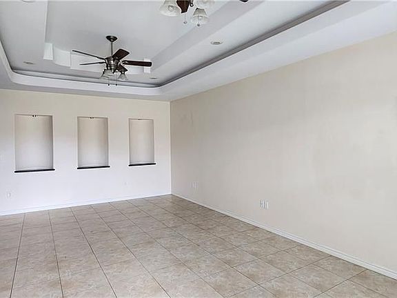 2nd image of 1720 Irongate Dr #A