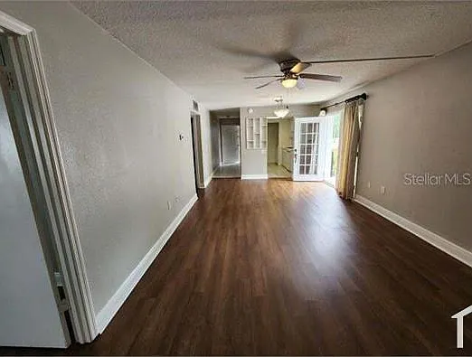 1550 11th St NE #F2 — Photo 3