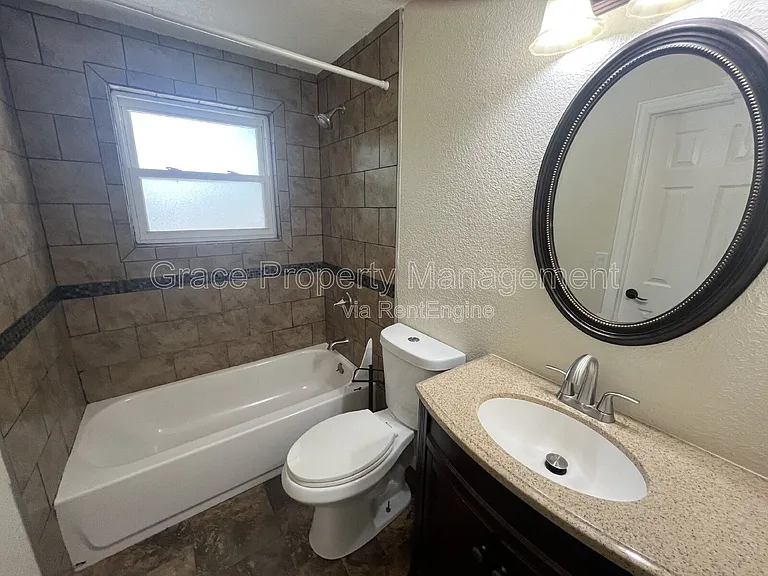 830 S 7th Ave — Photo 8